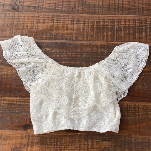 Charlotte Russe cream lace off the shoulder crop - Picture 2 of 5